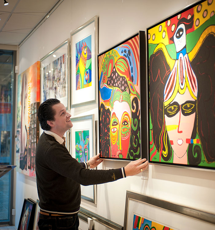 Meet ARTITEQ, the number one hanging brand