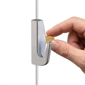 Heavy Brass Hook 2mm max. 7kg