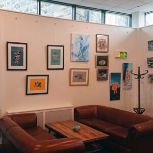 Gallery Hangers